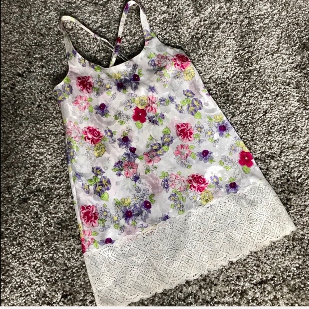 Vintage Victoria’s Secret Floral Lace Slip, Size S